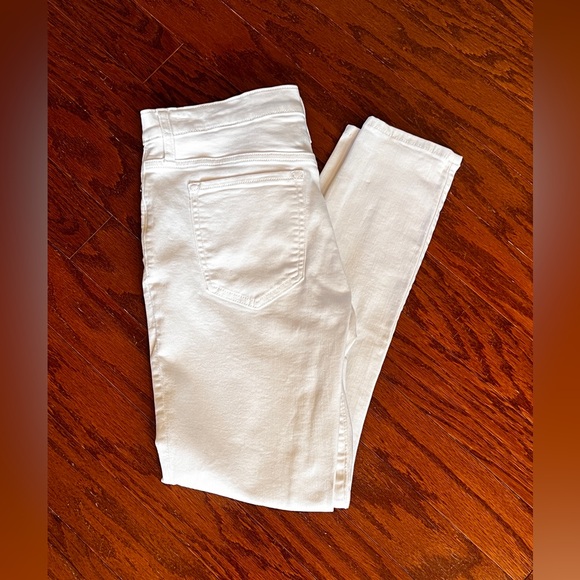 Banana Republic Denim - Banana Republic Women's White Skinny Jeans